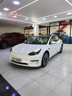 تێسلا مۆدێل 3